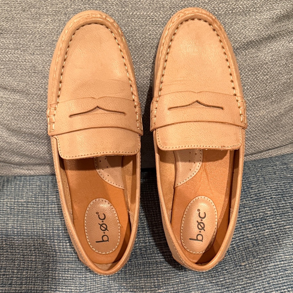 b.o.c Tan Leather Penny Driving Loafers Women’s 7